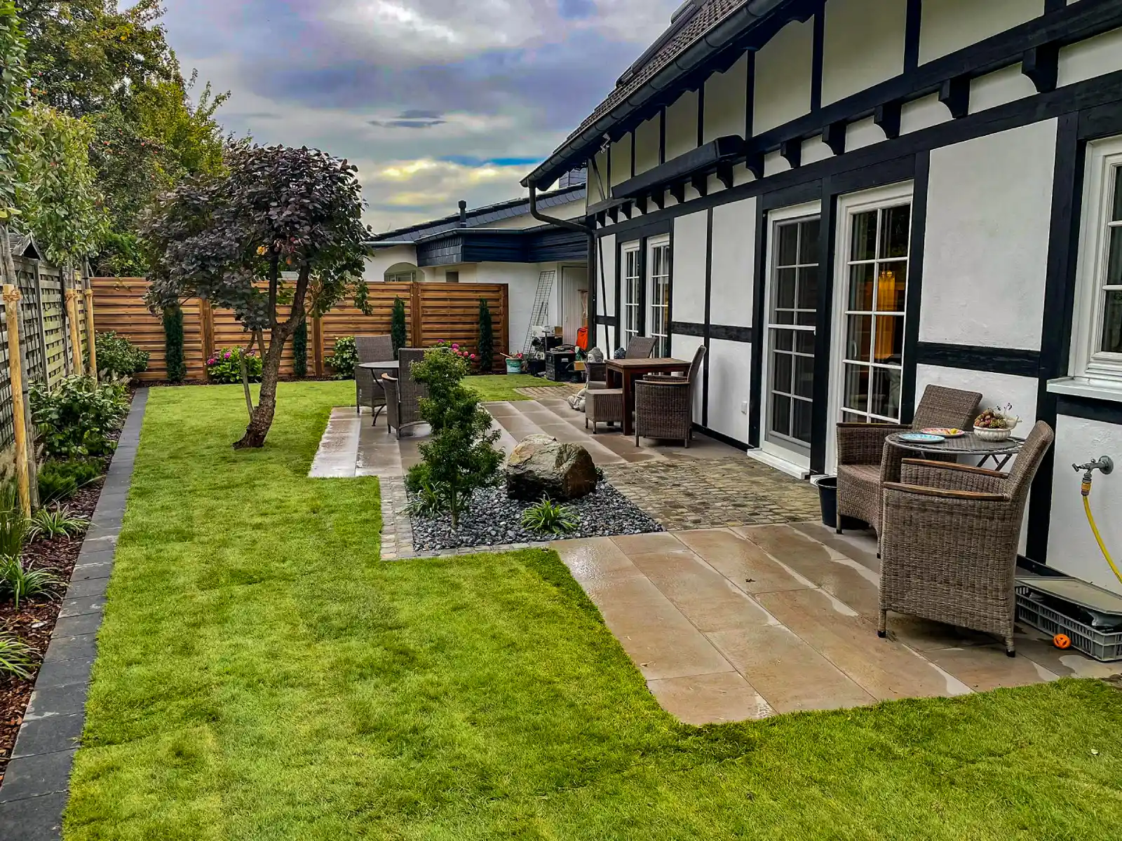 gartengestaltung rasen terrasse koeln